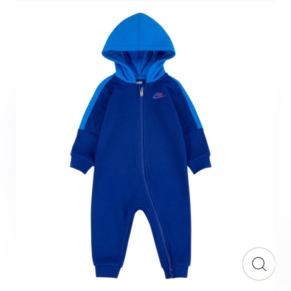 NIKE RISE HOODED COVERALL. 3 Months old baby.